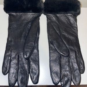 Leather black gloves